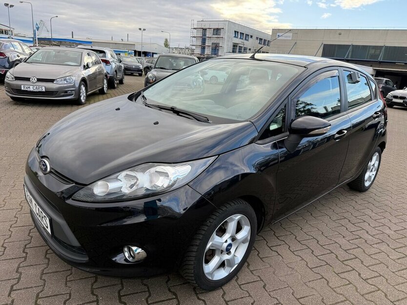 Ford Fiesta 1.2 Trend-Cool&Sound 5Türig 156.010 km 3.390 € Frankfurt 60386