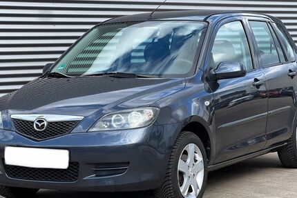 Mazda 2 172.000 km 2.345 &euro; Rüsselsheim am Main 65428