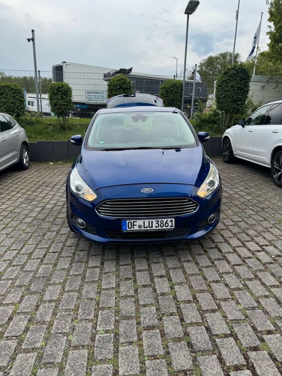 S-Max