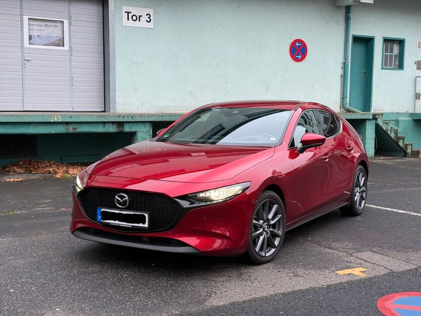 Mazda 3 45.000 km 22.000 € Frankfurt am Main 60325