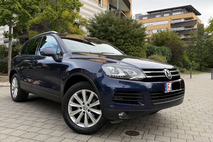 VW Touareg 260.000 km 9.490 € Frankfurt am Main 60486