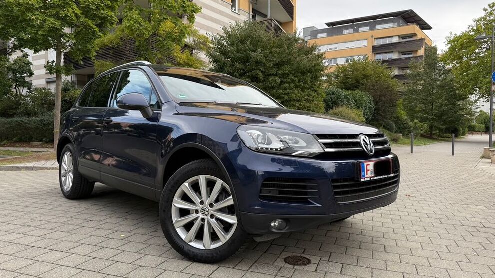VW Touareg 260.000 km 9.490 € Frankfurt am Main 60486