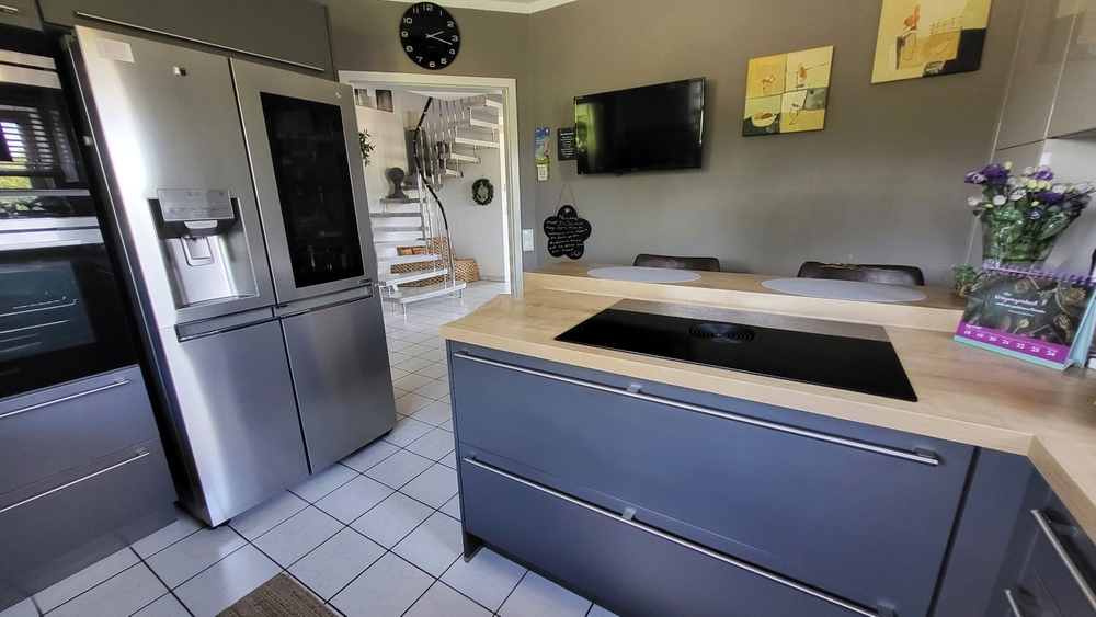 moderne DHH mit Einliegerwohnung im 