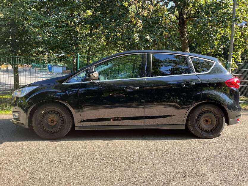 Ford C-Max 63.100 km 11.400 € Frankfurt am Main 60486