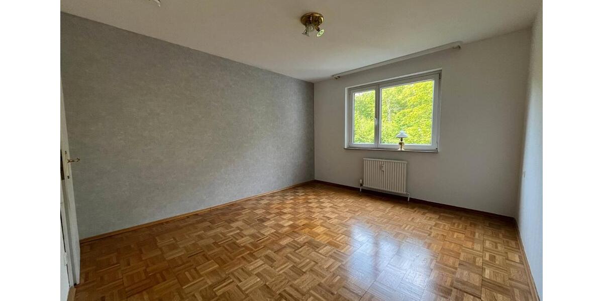 Etagenwohnung Offenbach am Main Bieber - 2 Zimmer, 62 m&sup2;, 900&euro; | Angebot:26336179