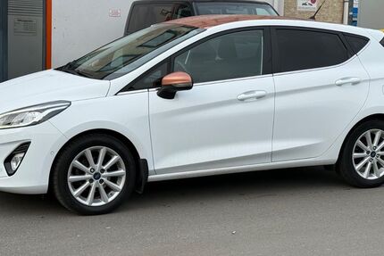 Ford Fiesta 124.000 km 10.999 &euro; Frankfurt am Main 60314
