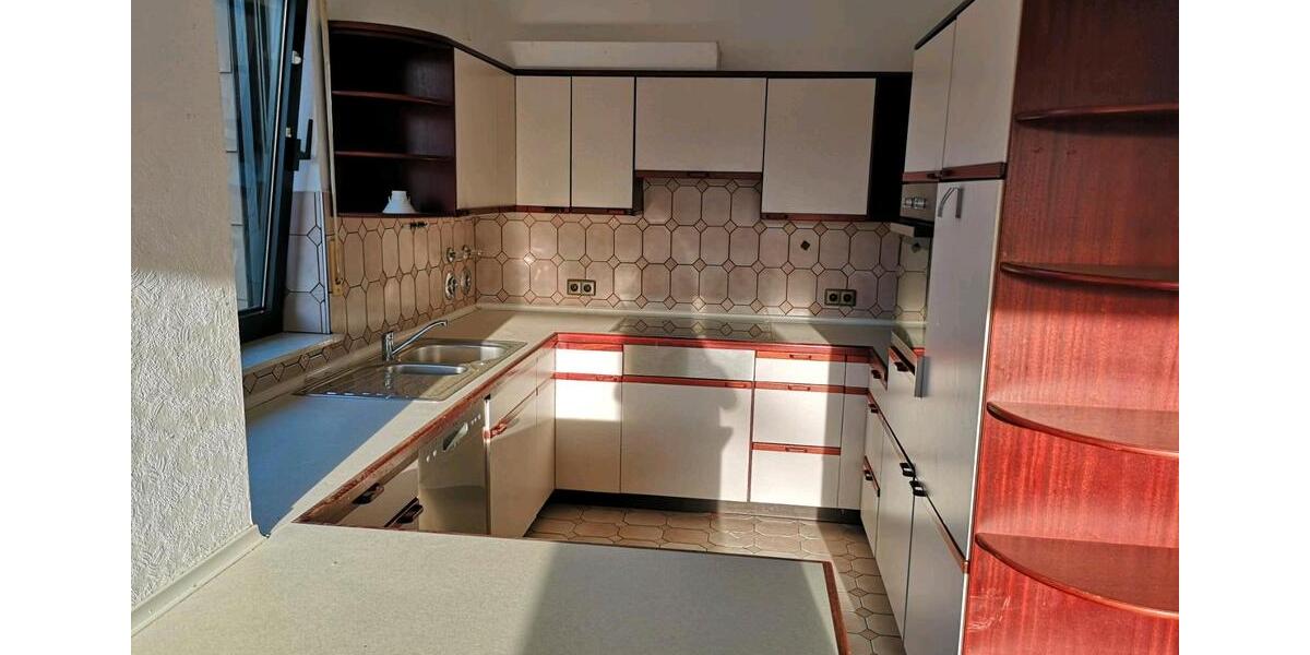 Etagenwohnung Karben - 4 Zimmer, 120 m&sup2;, 1.500&euro; | Angebot:26270783