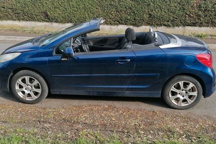 Peugeot 207 130.000 km 2.600 &euro; friedrichsdorf 61381