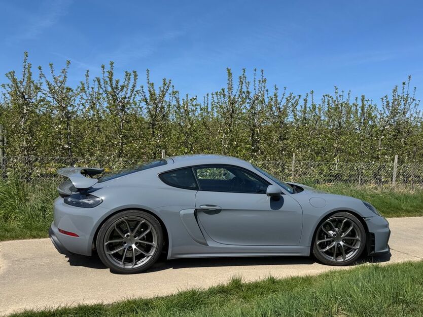 Porsche Cayman 3.300 km 118.500 € Königstein 61462