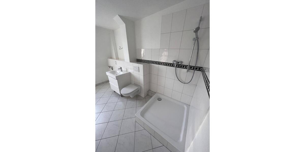 *Offenbach* 4-Zimmer-Albau-Wohnung mit Terrasse 4 zimmer