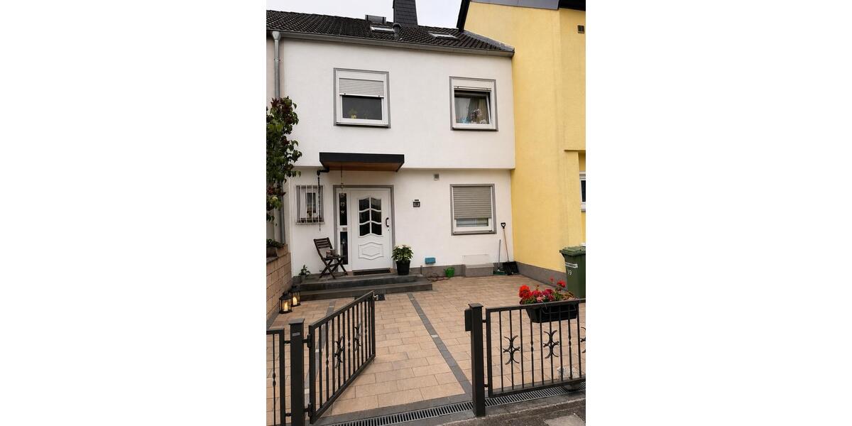 Reihenhaus Maintal - 5 Zimmer, 125 m&sup2;, 680.000&euro; | Angebot:26844392