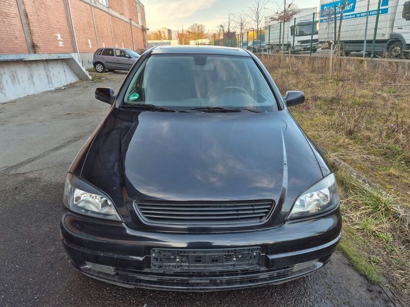 Opel Astra 90.012 km 2.450 € Dietzenbach 63128