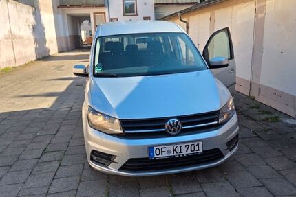 VW Caddy 235.700 km 9.800 &euro; Offenbach am Main 63067