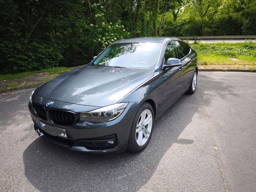 320 Gran Turismo