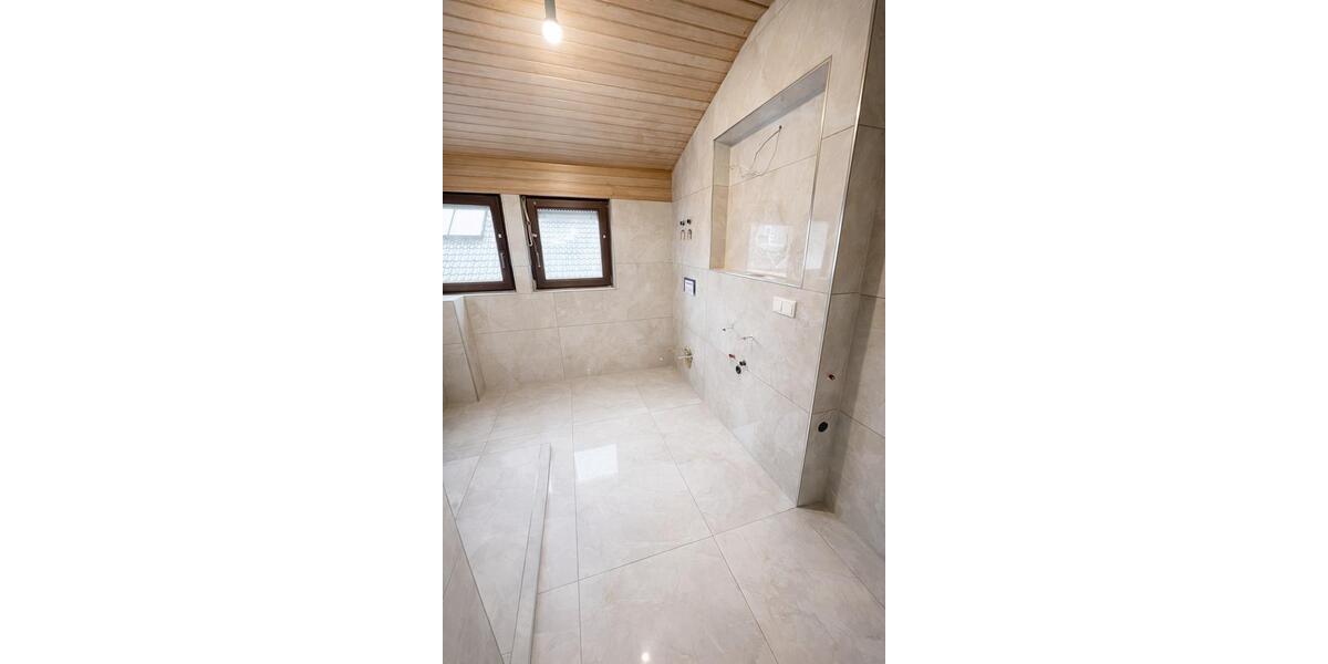 Dachgeschoßwohnung Hainburg - 3.5 Zimmer, 96 m&sup2;, 1.350&euro; | Angebot:26207344