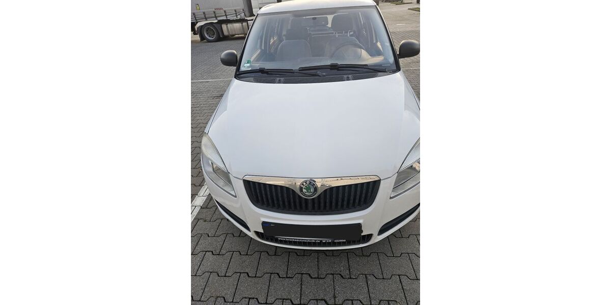 Skoda Fabia 105.000 km 1.700 &euro; Kelsterbach 65451
