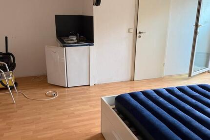 Zimmer bzw. Lagerraum 1 zimmer