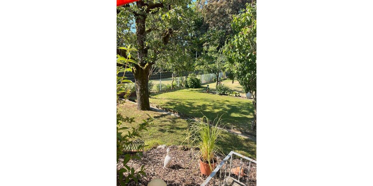 Doppelhaushälfte Frankfurt am Main Bonames - 8 Zimmer, 170 m&sup2;, 610.000&euro; | Angebot:26050197