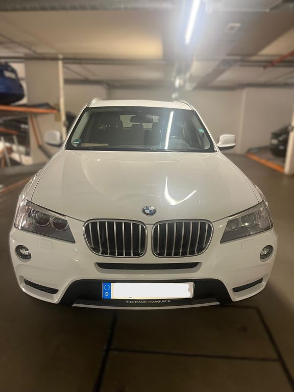 BMW X3 175.000 km 14.700 € Frankfurt 60594