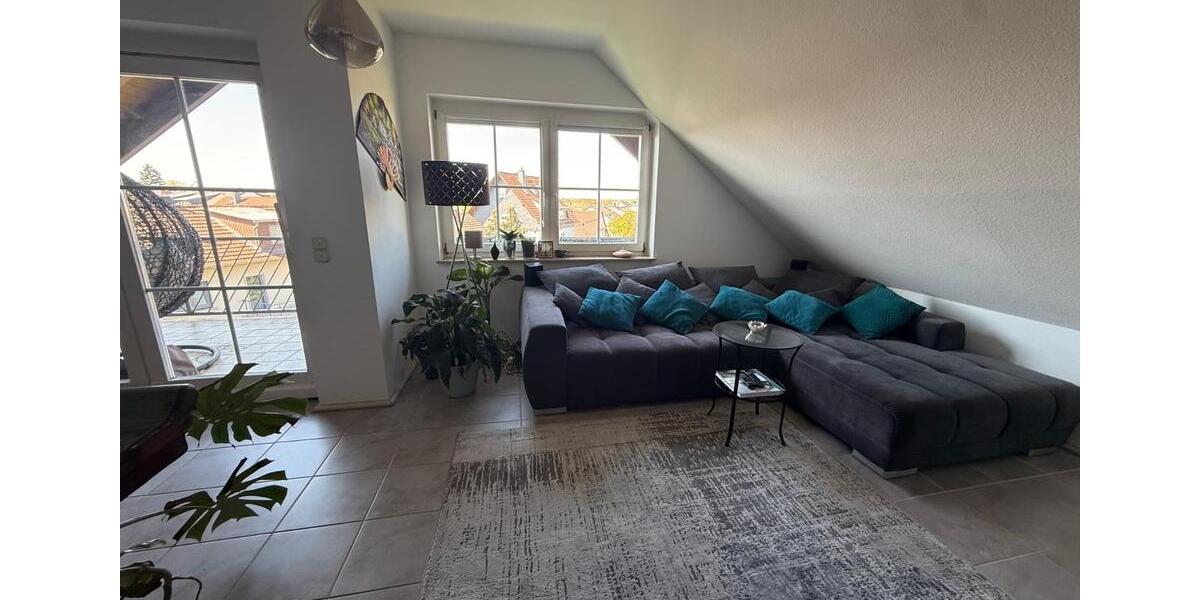 Dachgeschoßwohnung Münster (Hessen) - 3 Zimmer, 81 m&sup2;, 1.000&euro; | Angebot:26272083