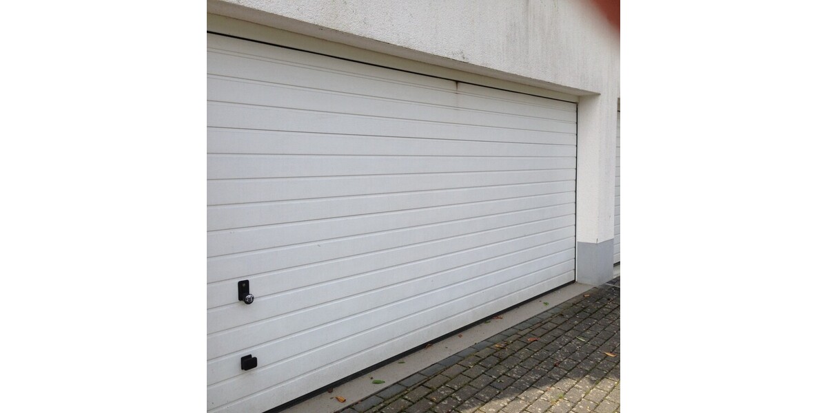 *Wohnkomfort auf allen Ebenen - ruhige Lage - moderne Ausstattung* - Doppelhaushälfte Bad Soden | Angebot:26832168