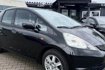 Honda Jazz 1.2 Trend/1Hand/Scheckheft 143.100 km 3.290 &euro; Frankfurt 60386