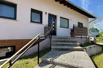 Haus Büttelborn - Worfelden Worfelden - 9 Zimmer, 307 m&sup2;, 525.000&euro; | Angebot:26973303