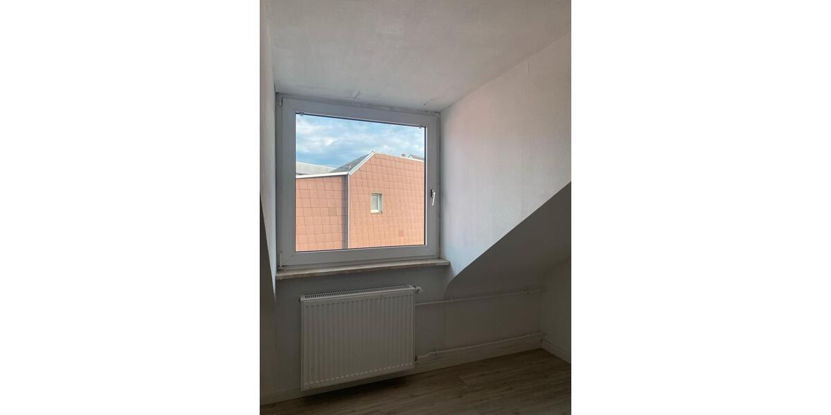 Dachgeschoßwohnung Darmstadt - 1 Zimmer, 17 m&sup2;, 450&euro; | Angebot:26199870