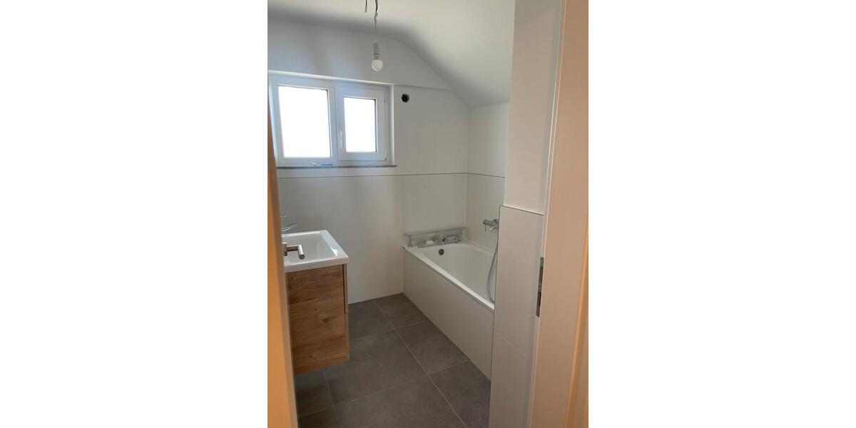Maisonettenwohnung Heusenstamm - 4.5 Zimmer, 130 m&sup2;, 2.150&euro; | Angebot:26447833