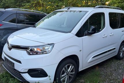 Toyota Proace City 87.000 km 12.300 &euro; Liederbach am Taunus 65835