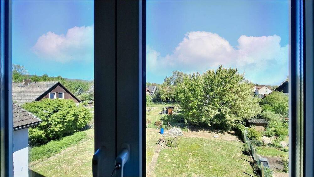 Mehrfamilienhaus, Wohnhaus Rosbach Nieder-Rosbach - 8 Zimmer, 217 m&sup2;, 695.000&euro; | Angebot:26609055