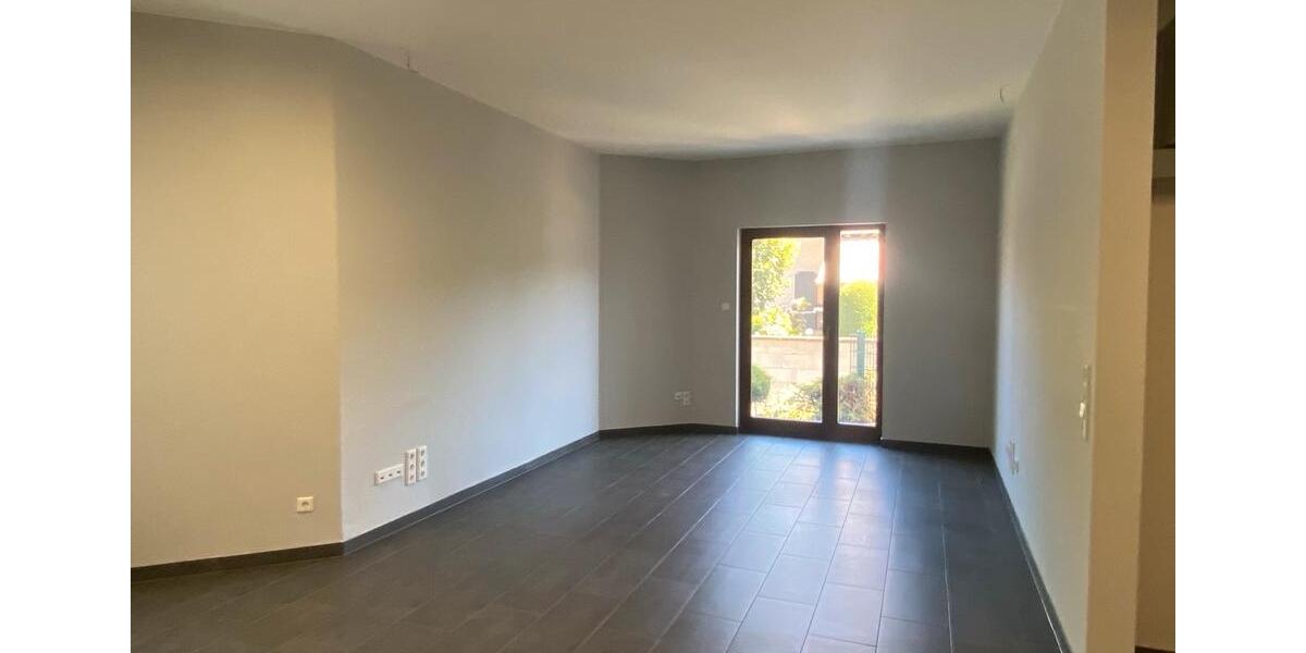 Gewerbefläche als BüroKosmetikstudioPraxis zimmer