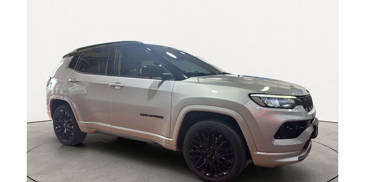 Jeep Compass 29.904 km 27.650 &euro; Oberursel (Taunus) OT Oberursel 61440