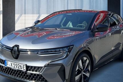 Renault Megane E-TECH 14.500 km 44.350 &euro; Frankfurt / Main 60314