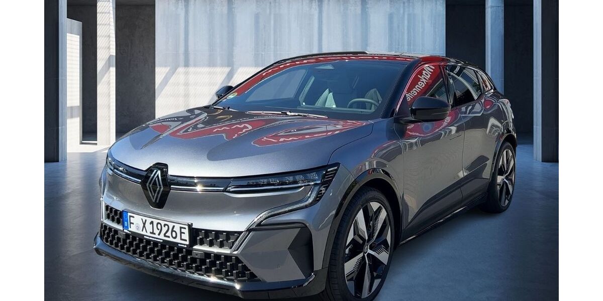 Renault Megane E-TECH 14.500 km 44.350 &euro; Frankfurt / Main 60314