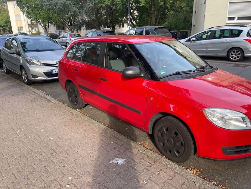 Skoda Fabia 203.123 km 2.550 € Frankfurt 65931