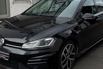 VW Golf 218.000 km 11.900 € Dietzenbach 63128