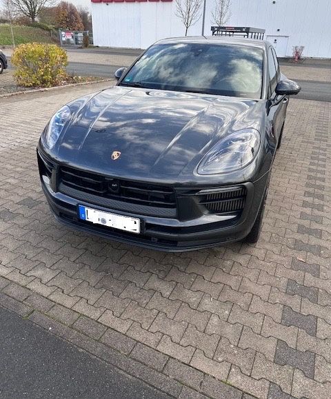 Porsche Macan 75.000 km 58.500 &euro; Bad Nauheim 61231