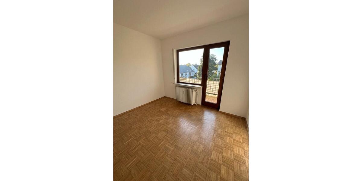 Dachgeschoßwohnung Frankfurt am Main Bonames - 3 Zimmer, 87 m&sup2;, 1.280&euro; | Angebot:26335161