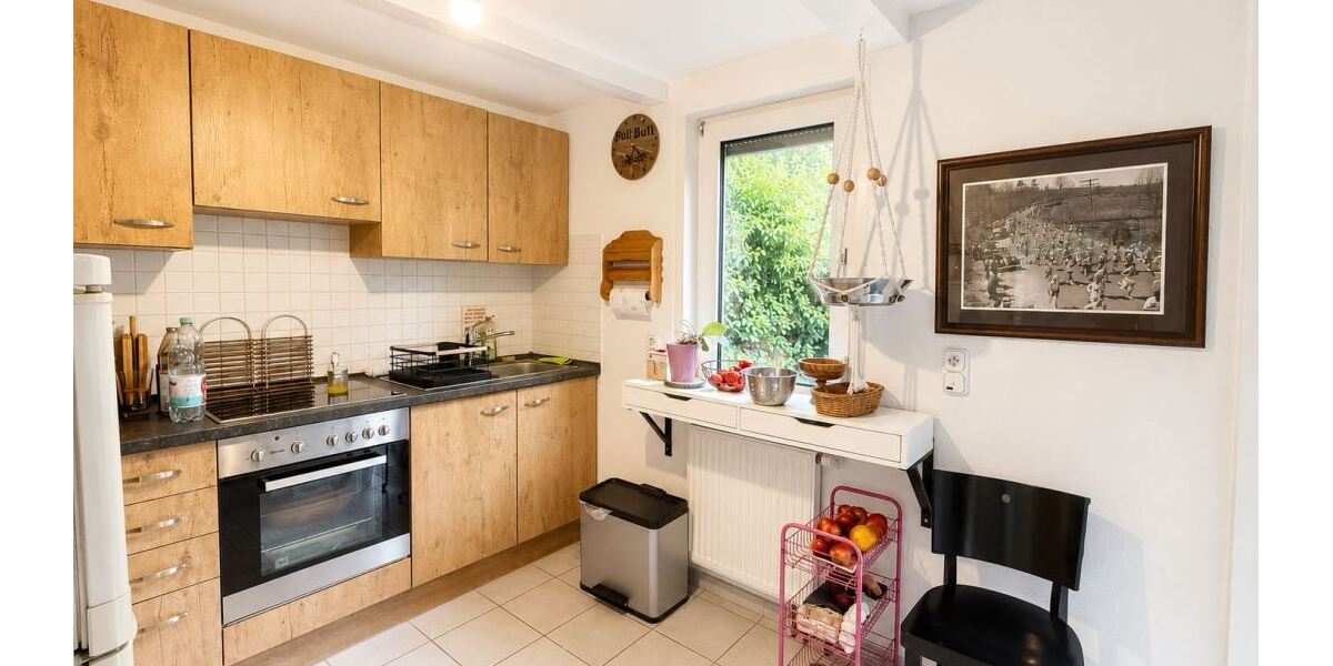 Gepflegtes Reihenmittelhaus mit eingewachsenem Garten am Frankfurter Berg - Erbbaurecht - Reihenhaus Frankfurt am Main Eschersheim | Angebot:27330210