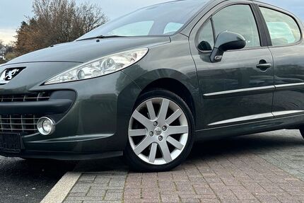 Peugeot 207 130.000 km 4.800 &euro; Bad Homburg 61350