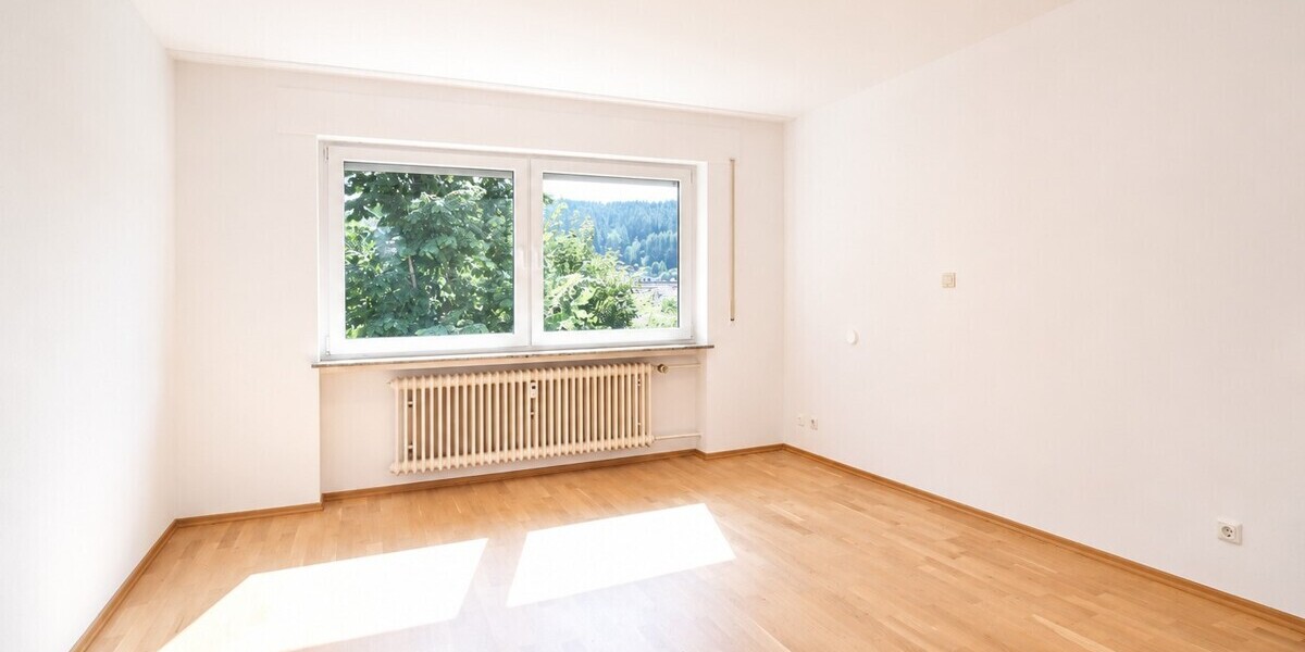 Großes Familienhaus am Sonnenhang mit Doppelgarage - Einfamilienhaus Eppstein-Vockenhausen Vockenhausen | Angebot:27120640
