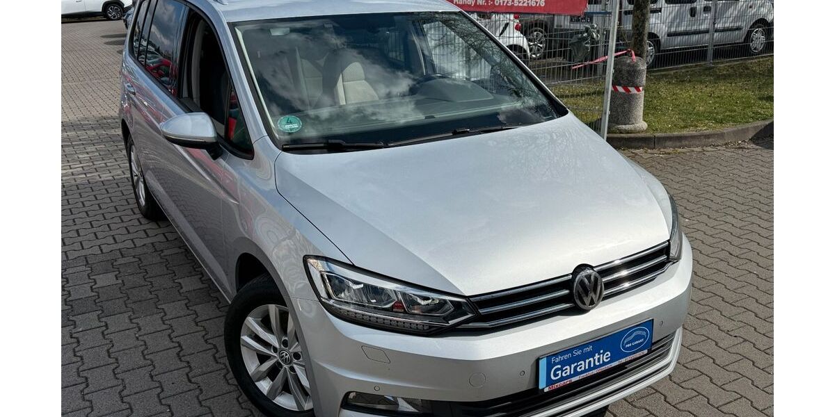 VW Touran 97.684 km 16.100 &euro; Offenbach 63071