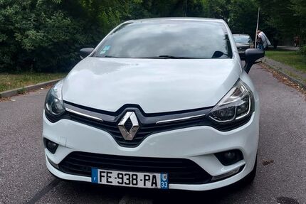 Renault Clio 125.000 km 7.945 &euro; Frankfurt am Main 60320