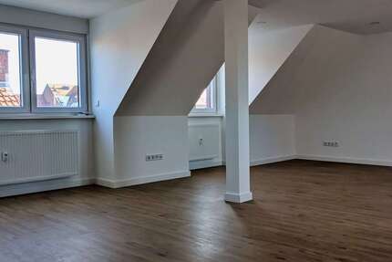 Wohnung Aschaffenburg Österreicher Kolonie - 2 Zimmer, 77 m&sup2;, 1.050&euro; | Angebot:26455842