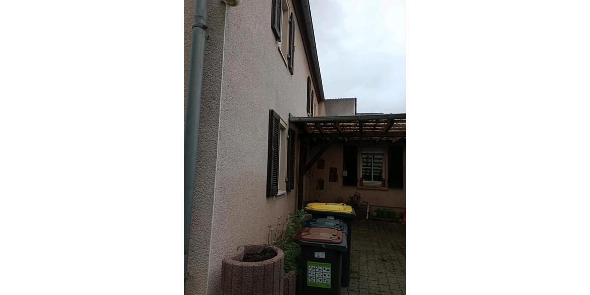 Einfamilienhaus Karben - 7 Zimmer, 125 m&sup2;, 239.000&euro; | Angebot:26841413