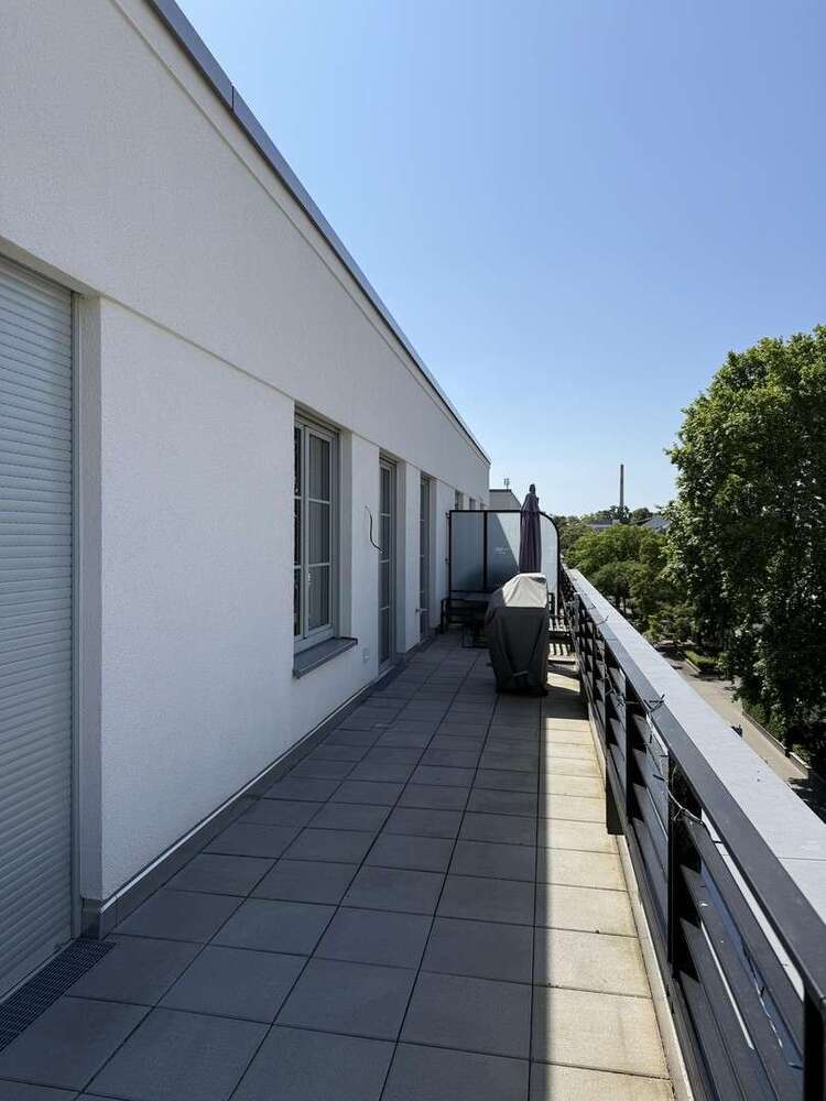 Wohnung zum Mieten in Offenbach 1.410 € 89 m²