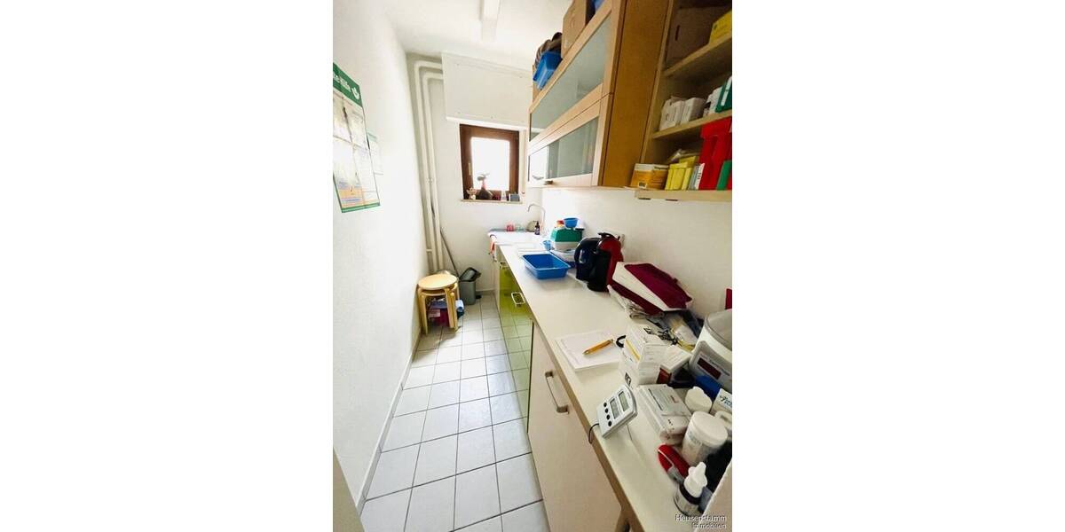 Schöne, helle Büroräume in guter Lage von Heusenstamm zimmer