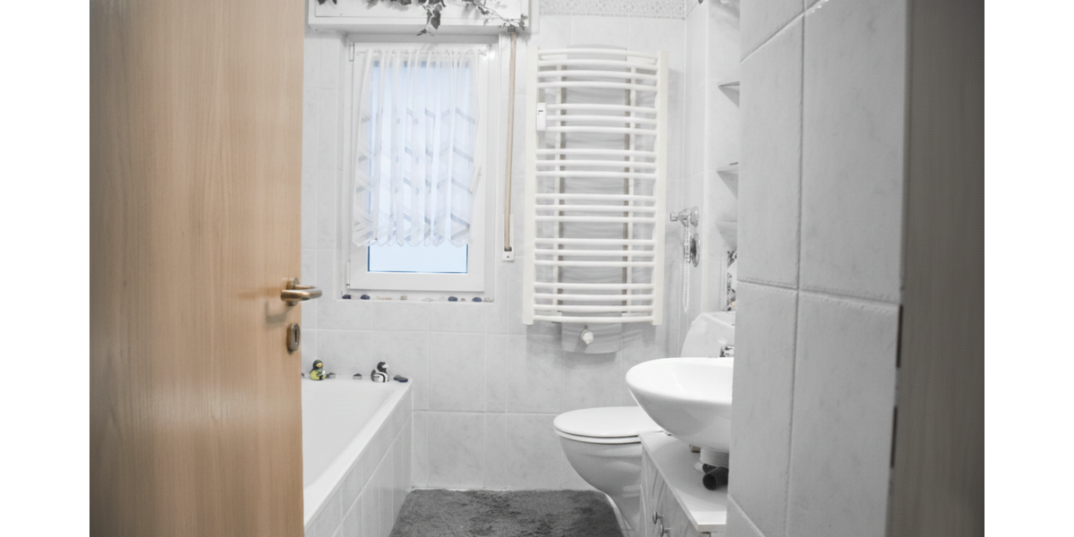 Freistehendes Zweifamilienhaus auf ca. 1.000 m² weiter bebaubarem Grundstück in Weiterstadt - Zweifamilienhaus Weiterstadt Weiterstadt | Angebot:24951017