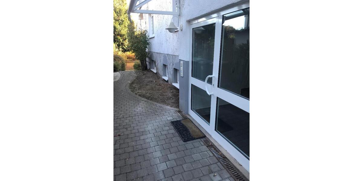 Dachgeschoßwohnung Frankfurt am Main Nord-Ost - 3 Zimmer, 76 m&sup2;, 820&euro; | Angebot:26626608